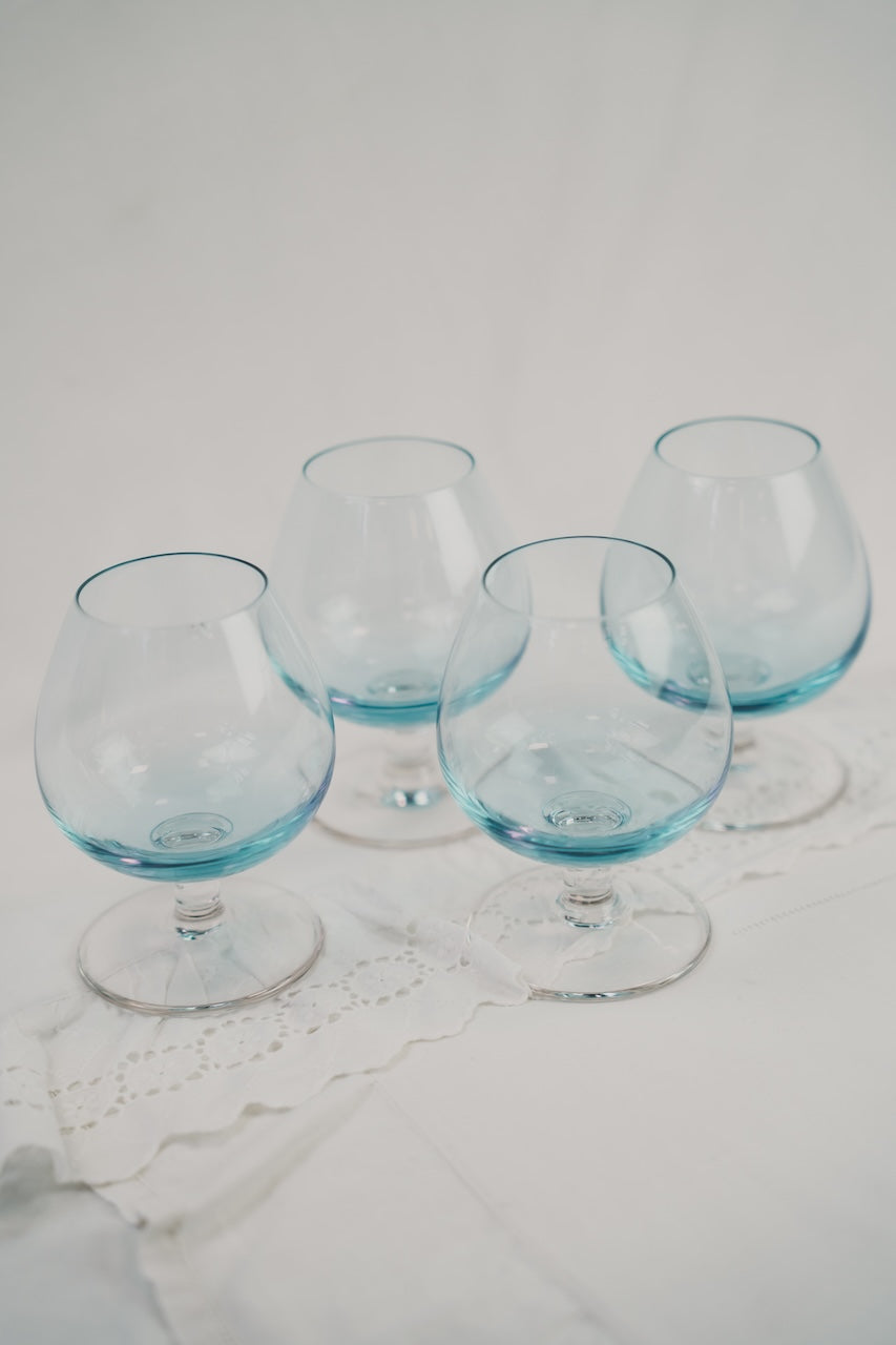four alexandrite glasses