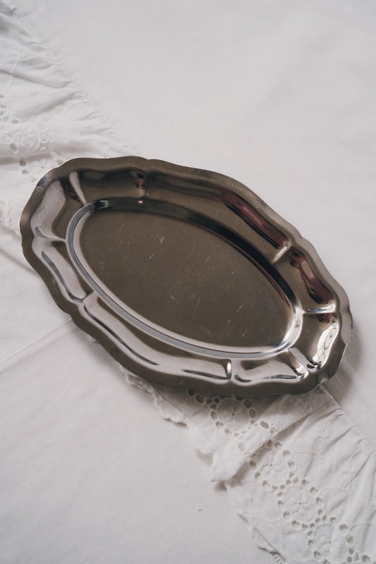 oval stainless steel dish