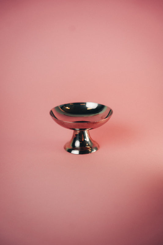 coupe on a pedestal