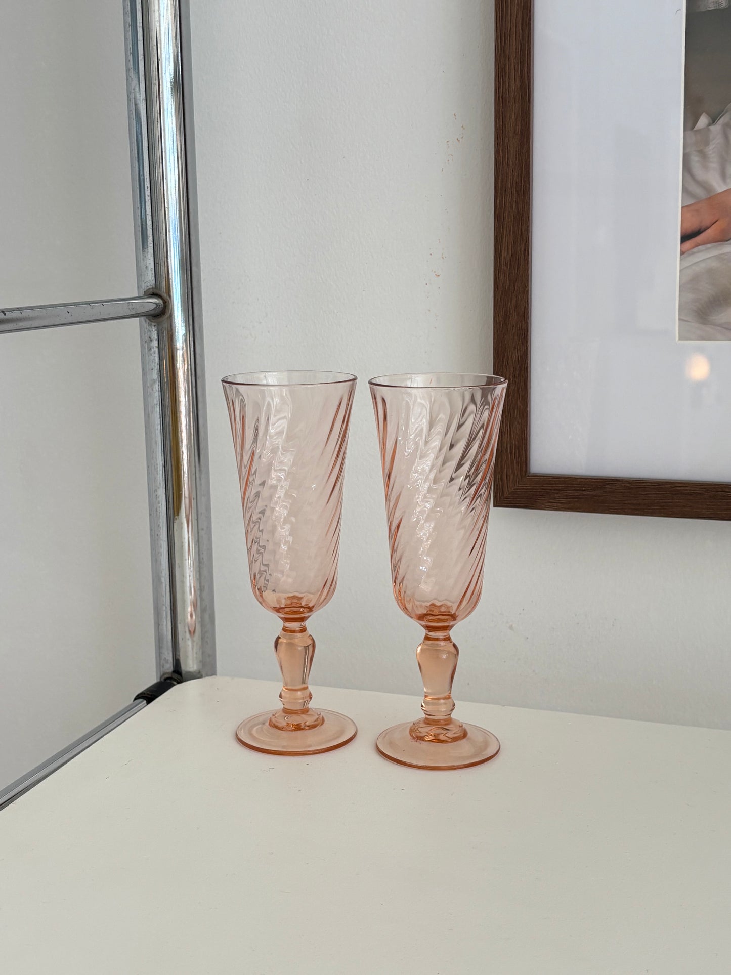 two flutes