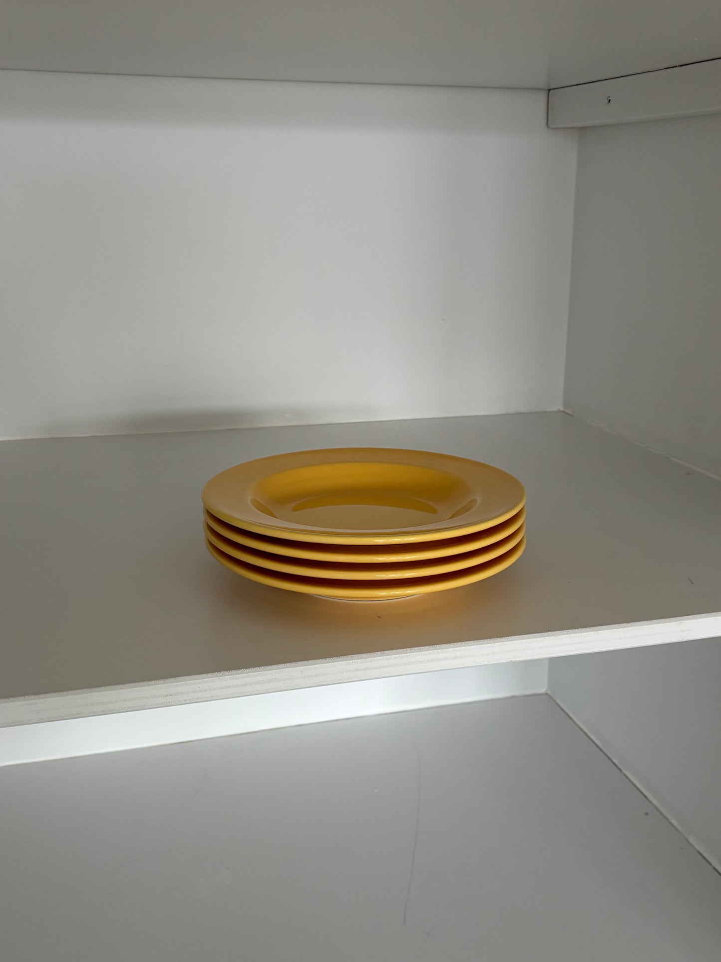 four deep plates