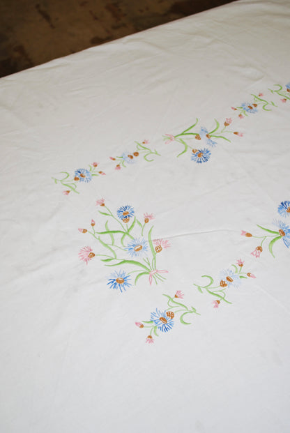 flowers embroidered tablecloth