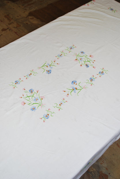 flowers embroidered tablecloth