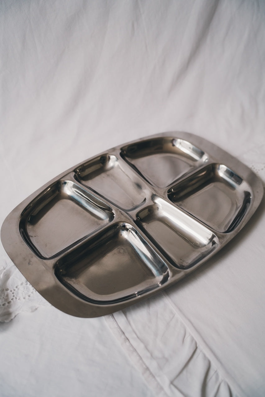 space age snack dish