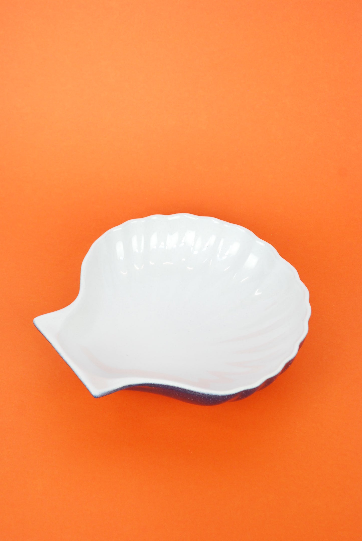 large blue shell serving bowl