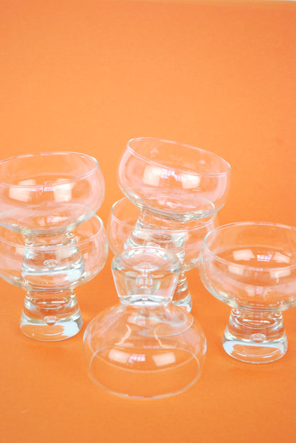 six cocktailglasses