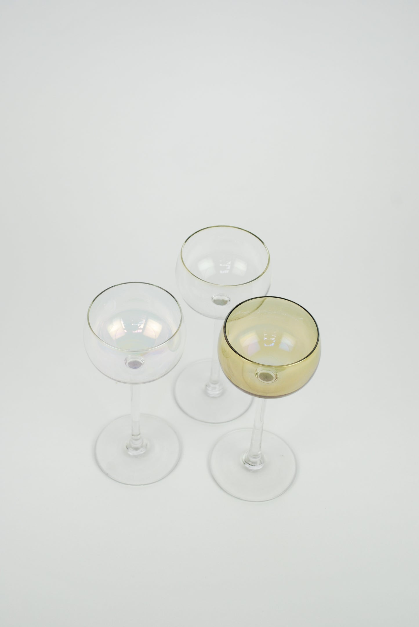 set of three wineglasses