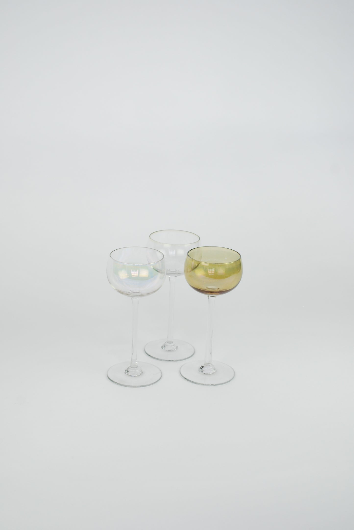 set of three wineglasses