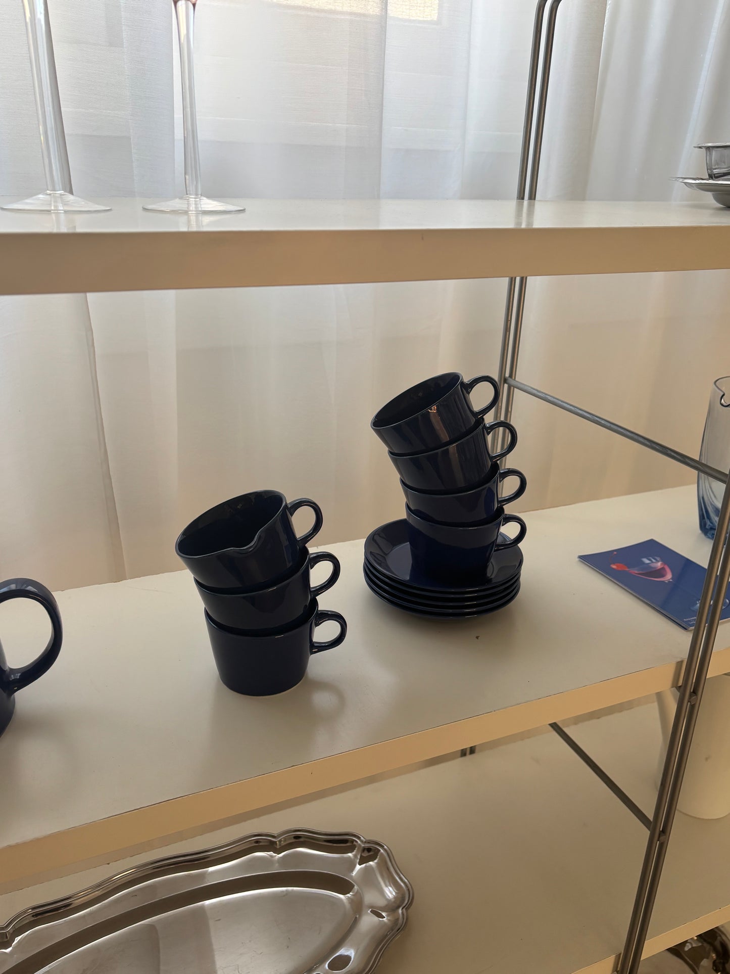 blue tea set