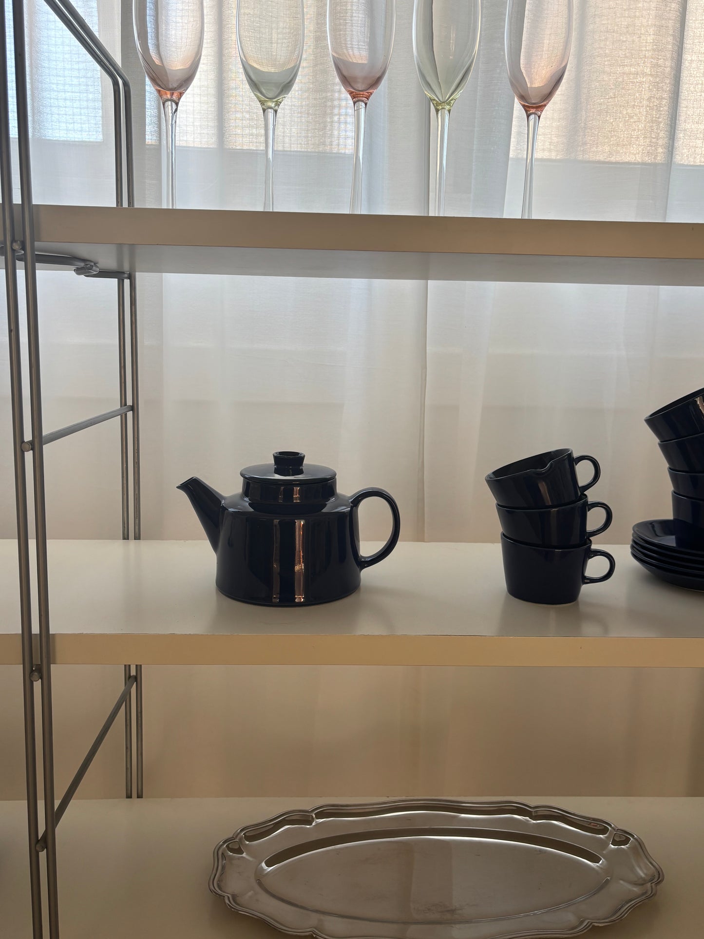 blue tea set