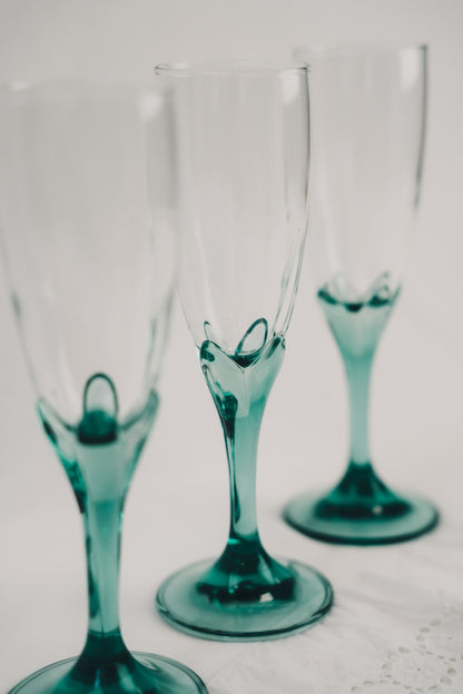 three flower flutes