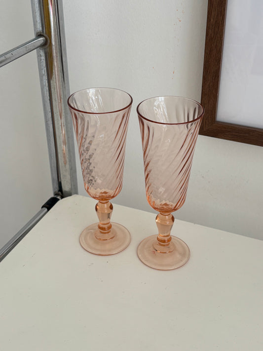 two flutes
