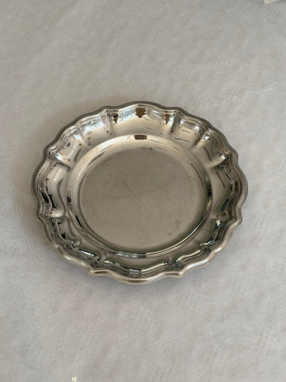 round dish