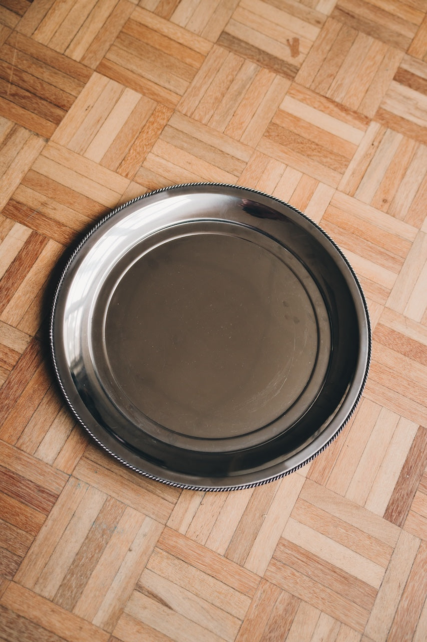 round stainless steel dish