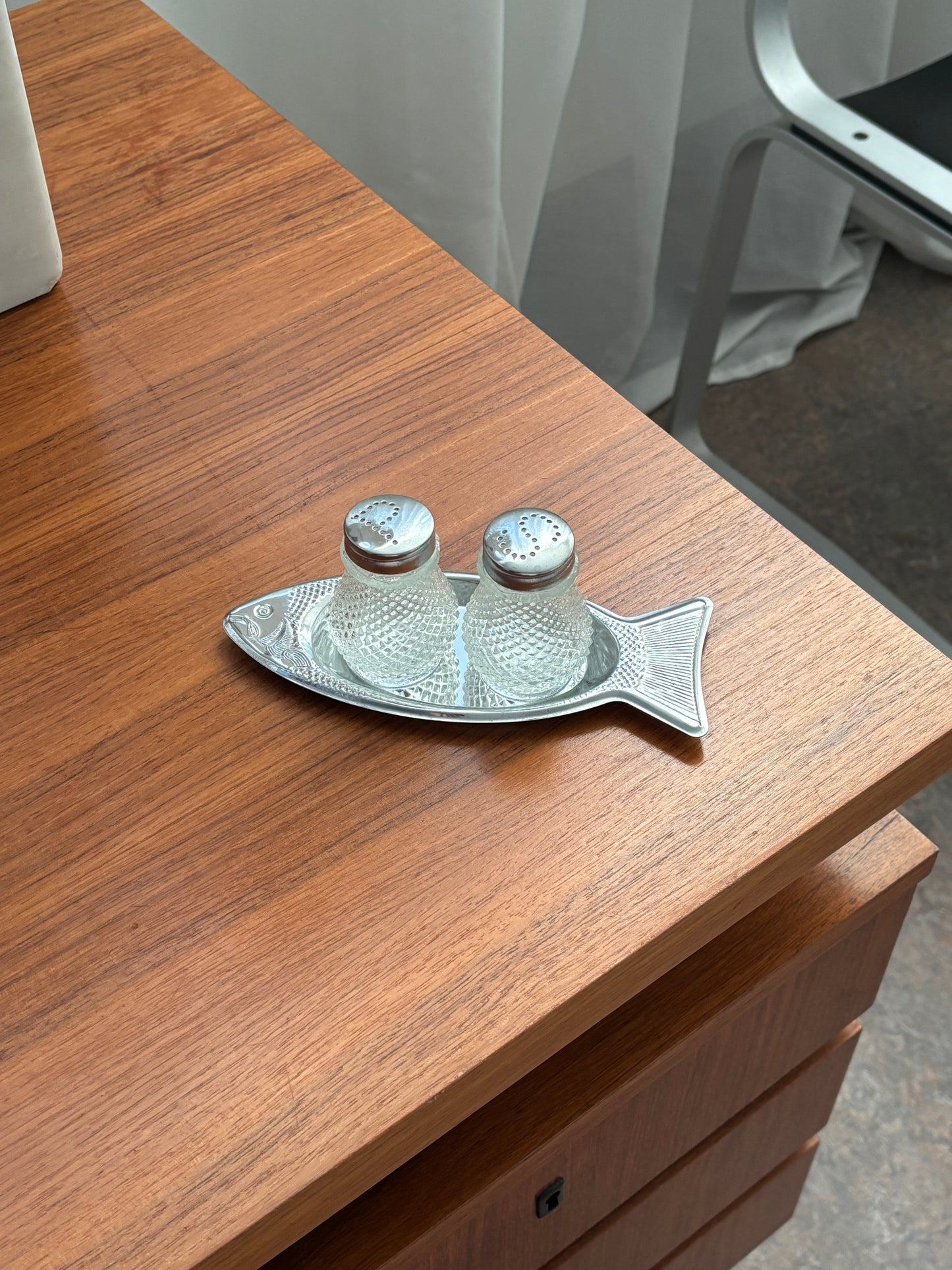 salt and pepper shakers